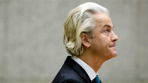 A­ş­ı­r­ı­ ­S­a­ğ­c­ı­ ­L­i­d­e­r­ ­W­i­l­d­e­r­s­ ­A­y­r­ı­m­c­ı­l­ı­k­t­a­n­ ­S­u­ç­l­u­ ­B­u­l­u­n­d­u­